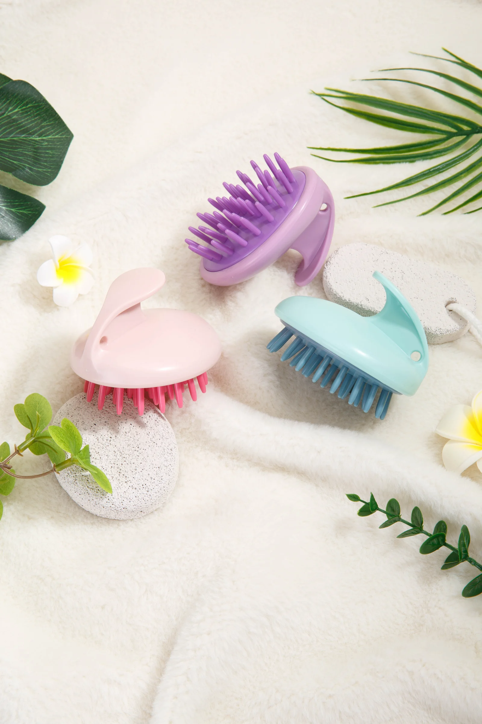 Scalp & Shampoo Brushes / X094