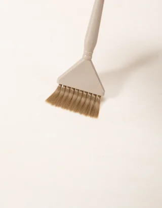 Hair Tint Brush S124 2