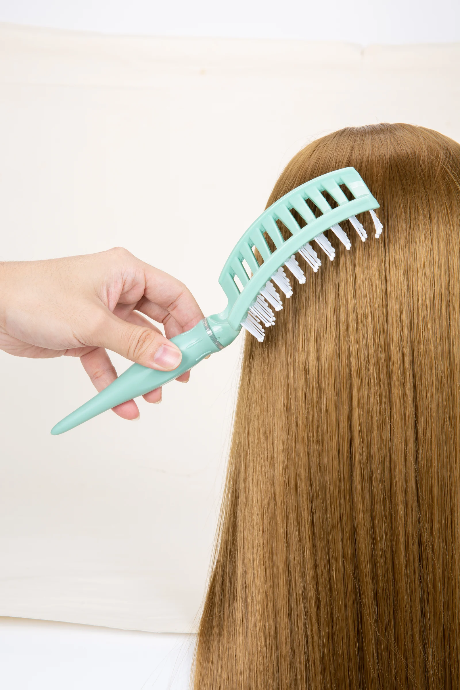 Hair Brushes / WS052