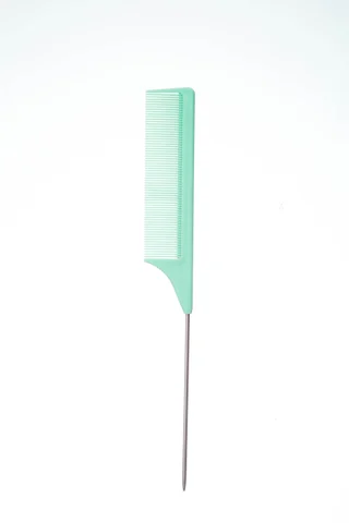 Tail Comb 06700