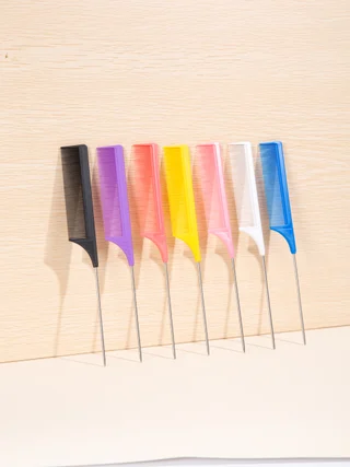 Tail Comb 06700 2